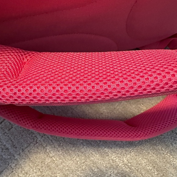 Herschel Lil America Mid. 15” laptop.hot pink - Picture 6 of 6